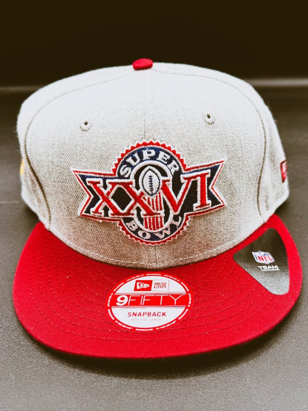 Vintage NFL Super Bowl XXVI New Era 9FIFTY Snapback – Gray/Red